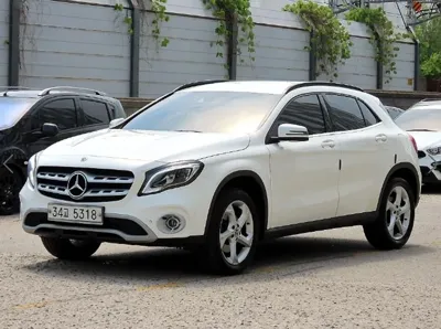 Mercedes-Benz GLA-Class