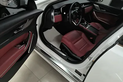 Jaguar XFL