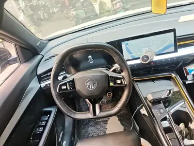 MG MG5 Scorpio