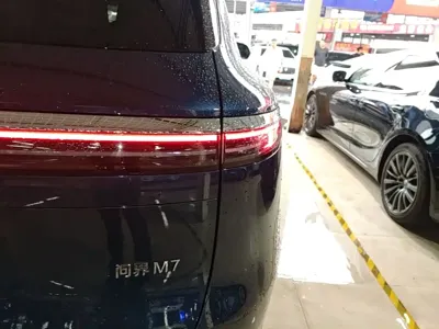 AITO 问界 AITO M7