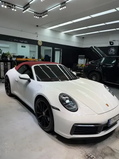 Porsche 911