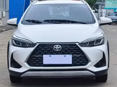 Toyota Yaris L