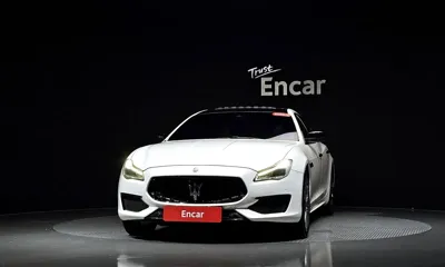 Maserati Quattroporte