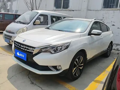 Venucia T90