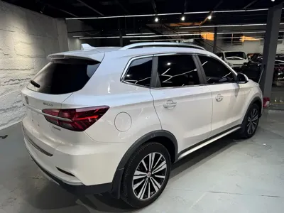 Roewe RX5 New Energy