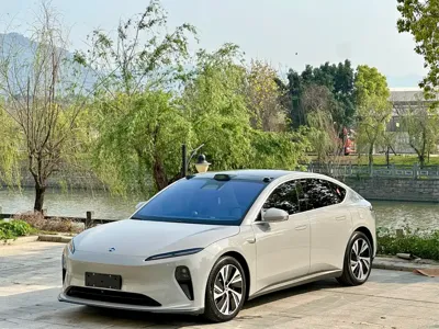 Nio ET5