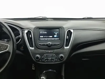 Chevrolet Malibu XL