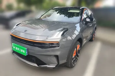 Lynk & Co 06