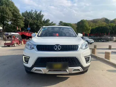 BAIC Senova X35