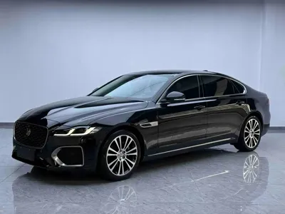 Jaguar XFL