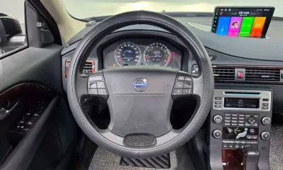 Volvo S80