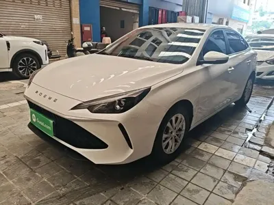 Roewe i5