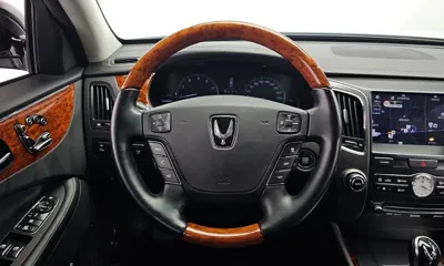 Hyundai Equus