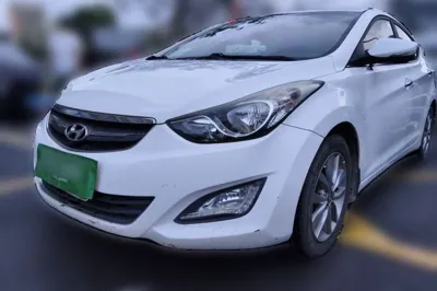 Hyundai Elantra (5th Generation