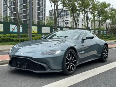 Aston Martin V8 Vantage
