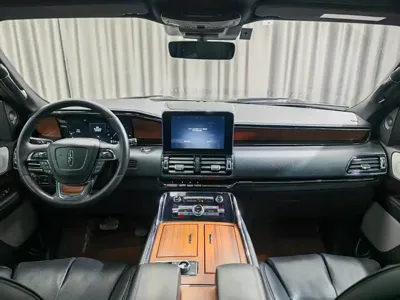 Lincoln Navigator