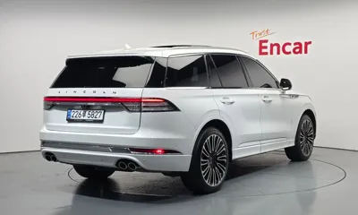 Lincoln Aviator