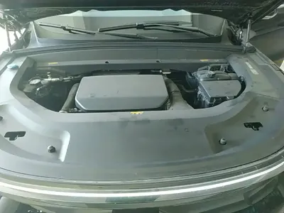Li Auto Li L8