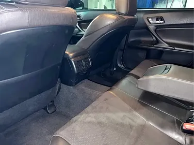 Toyota Reiz
