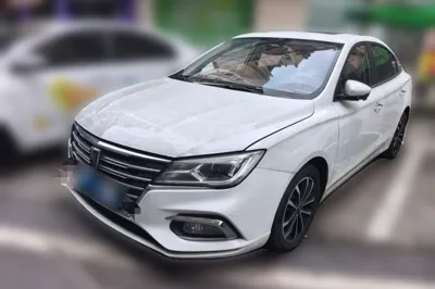 Roewe i5