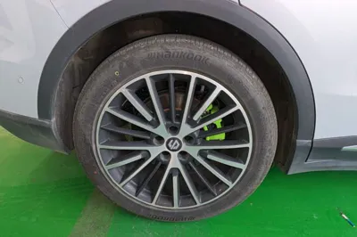 Leapmotor C11
