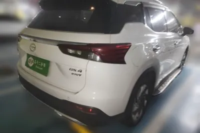 GAC Trumpchi GS4