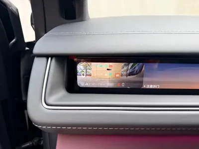 Nio ES8