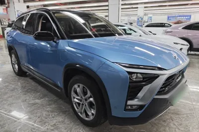 Nio ES8
