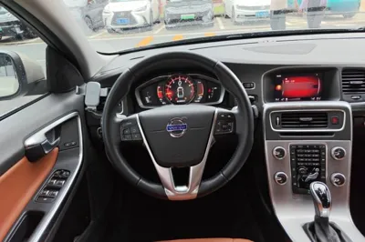 Volvo S60