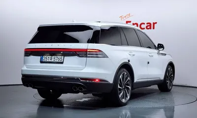 Lincoln Aviator