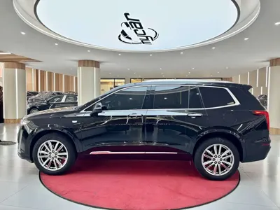 Cadillac XT6