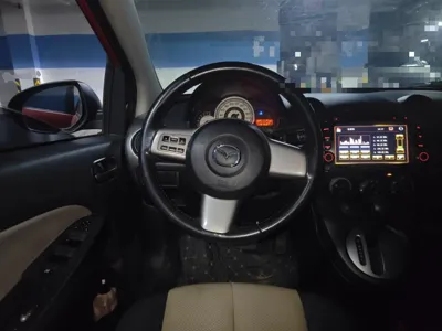 Mazda Mazda 2