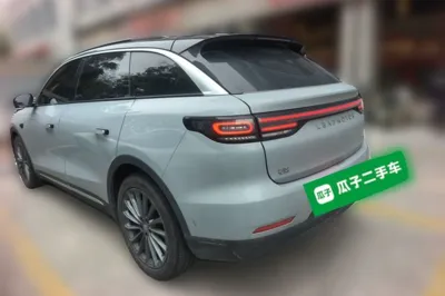 Leapmotor C11