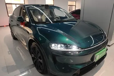 Hima Luxeed R7