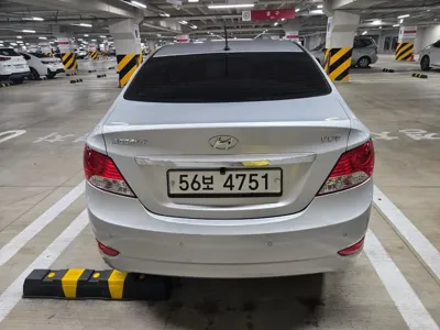 Hyundai Accent