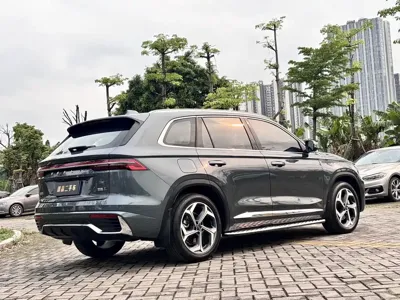 Geely Xingyue L