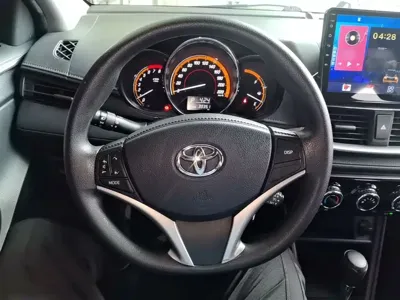 Toyota Yaris L