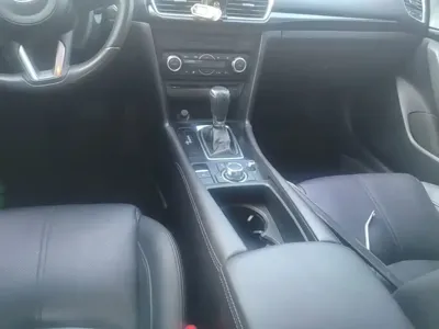 Mazda 3 Axela