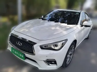 Infiniti Q50L