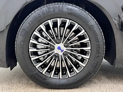 Denza Denza D9