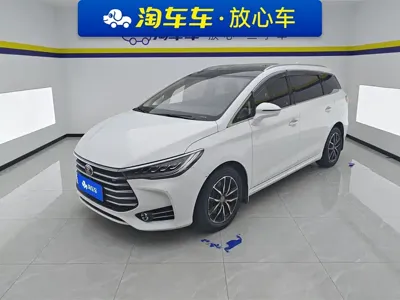 BYD MAX