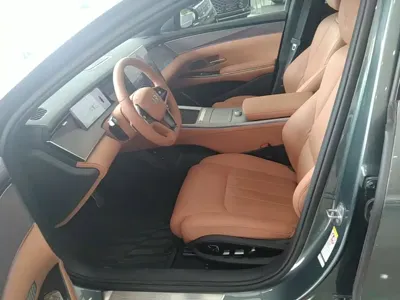 BYD 汉L