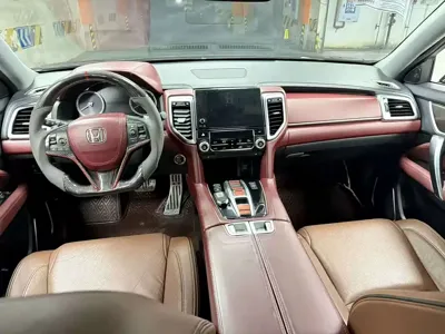 Honda UR-V