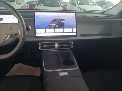 Leapmotor 零跑B01