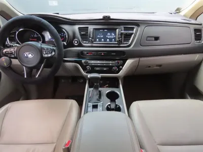 Kia Canival