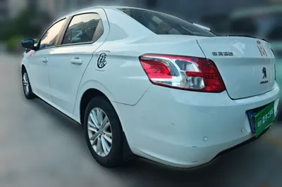 Peugeot 301