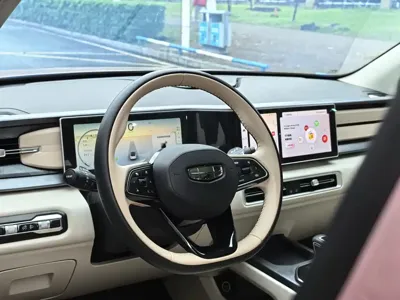 Geely ICON