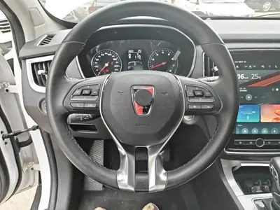 Roewe RX5