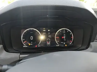 Lynk & Co 02