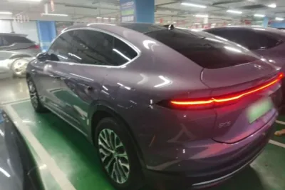 Nio EC6